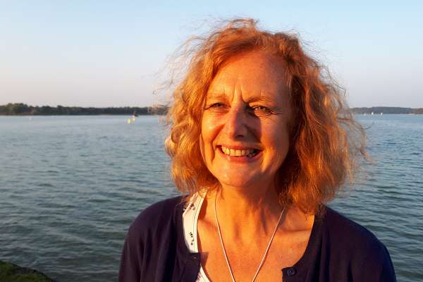 Alison Wem (4c) Alison Wem (4c)