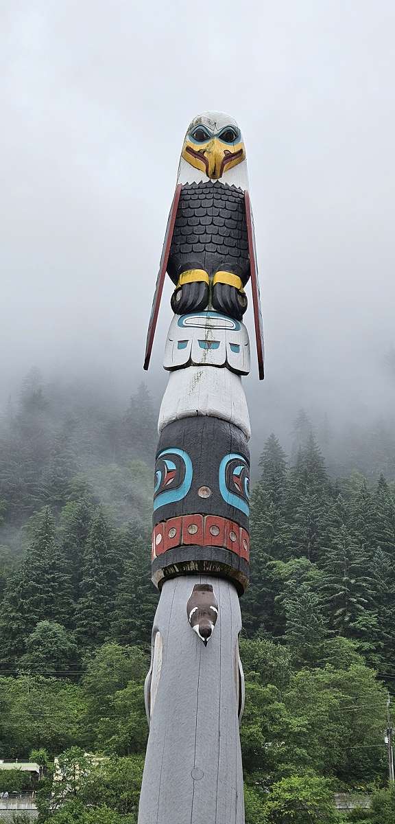 Totem-Pfahl Alaska (2)